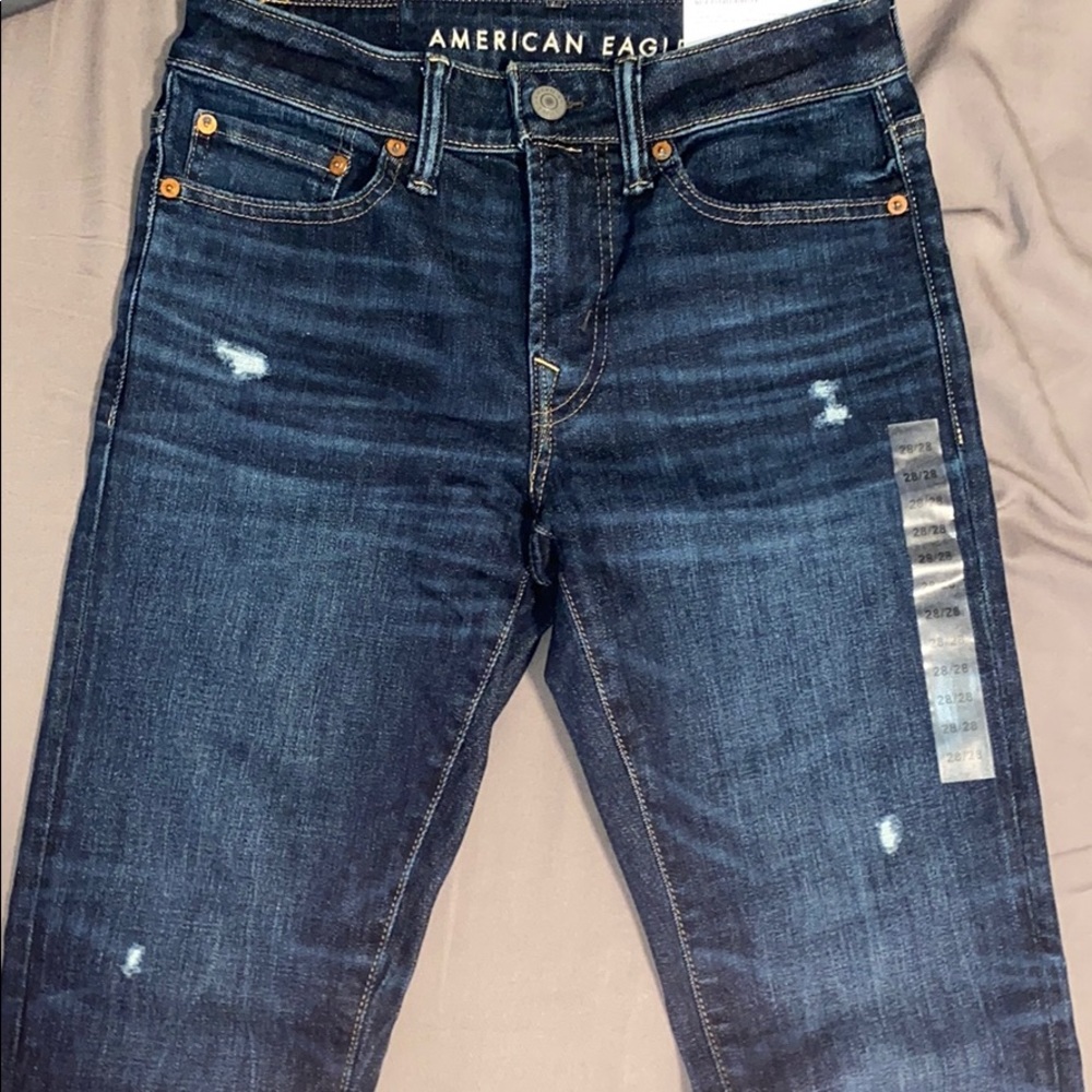 WITH TAGS Dark Washed American Eagle Skinny Jeans